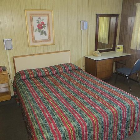 Prairie Motel Merrill Room photo