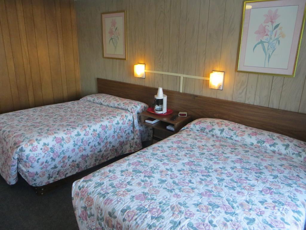 Prairie Motel Merrill Room photo